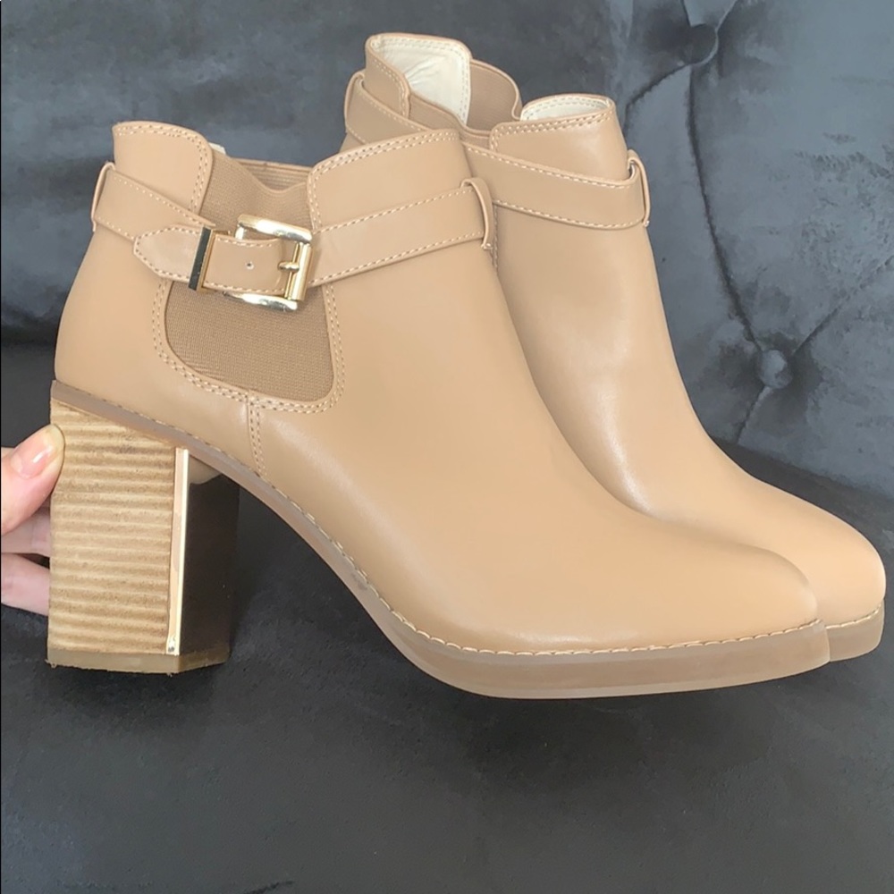 Forever New Nude & Gold Ankle Boots